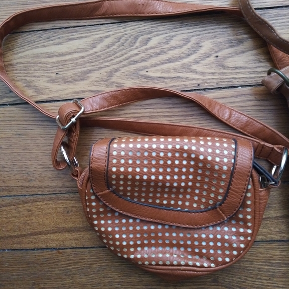 2 Purses - Picture 3 of 5